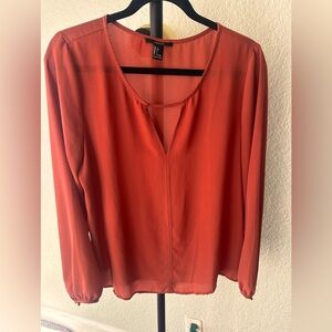 Forever 21 keyhole neckline blouse